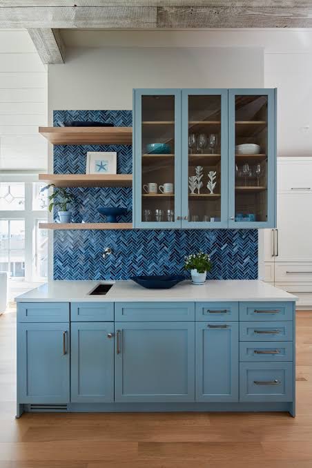 Custom Kitchen Cabinets